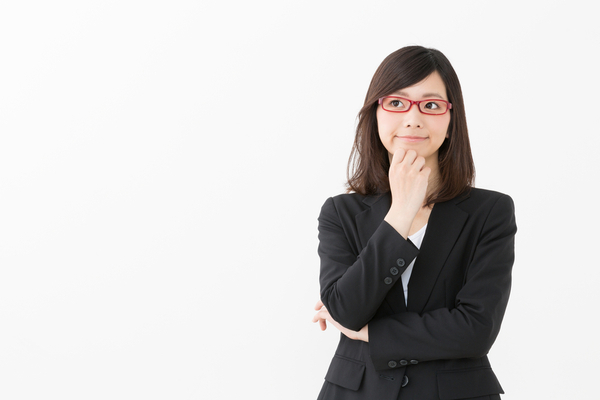派遣と社員どちらがいい? 〇と×でわかるシングルマザーの仕事選び